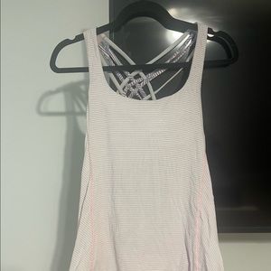 Lululemon tank top size 10